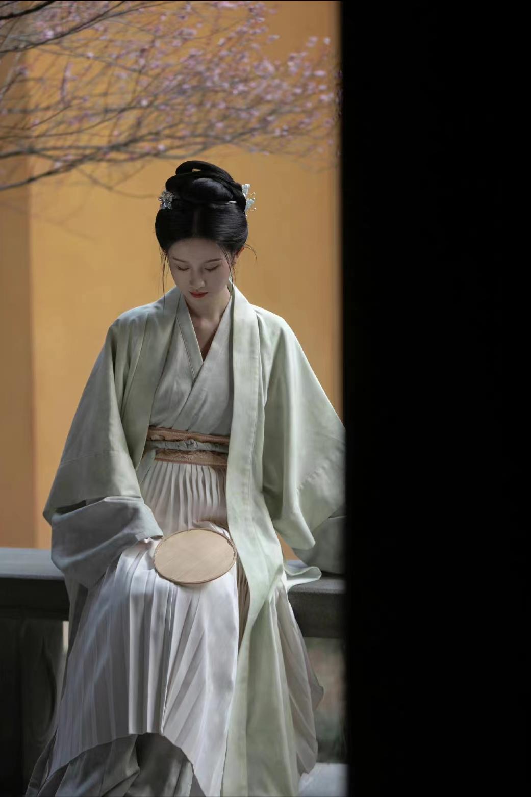 习惯于想你，也习惯了寂寞