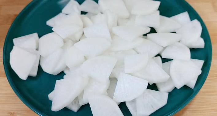 嗓子痰多怎么祛痰止咳最好最快,喉咙咳嗽痰多吃什么效果好