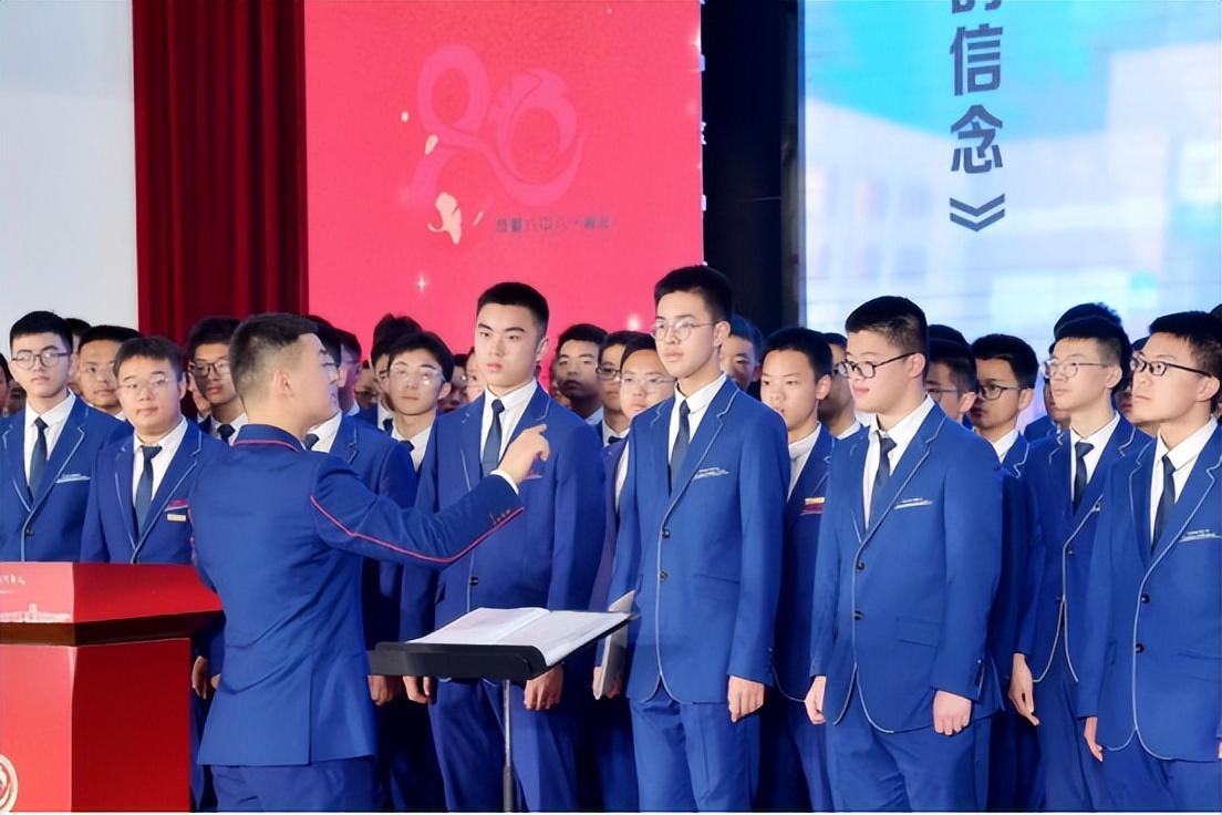 成都八中照片,成都八中66级