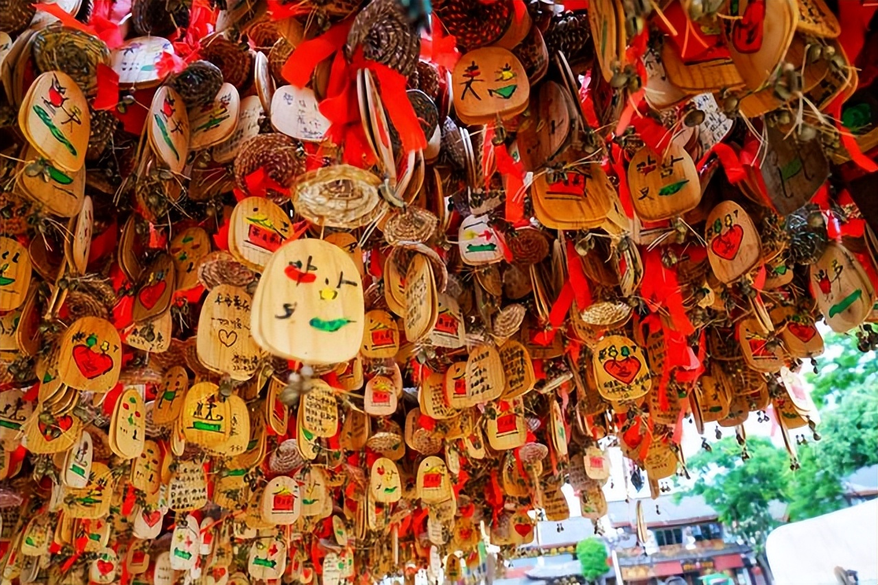 丽江古城为什么被称为高原姑苏,云南千年临安古城