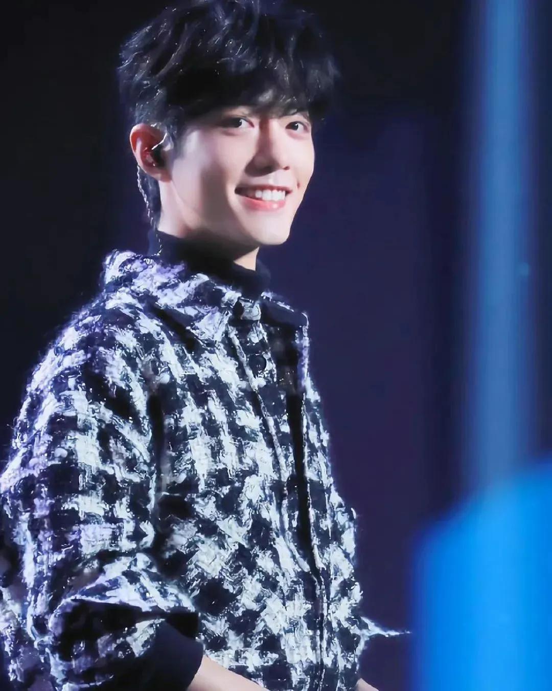 追星真的只能追一个明星吗,那些喜欢追星的明星