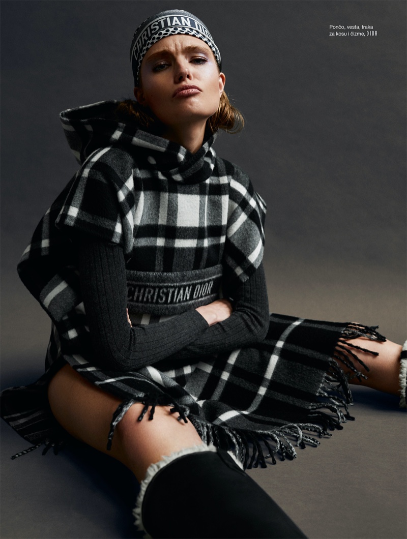 德国超模安娜·米拉（AnnaMilaGuyenz）拍摄的时尚杂志