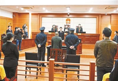 男子购买20把玩具枪被判无期后续,买玩具枪被判无期是哪个法院判的