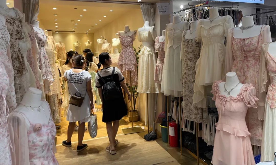 沙河服装批发市场是女还不是男装,广东沙河服装市场现状