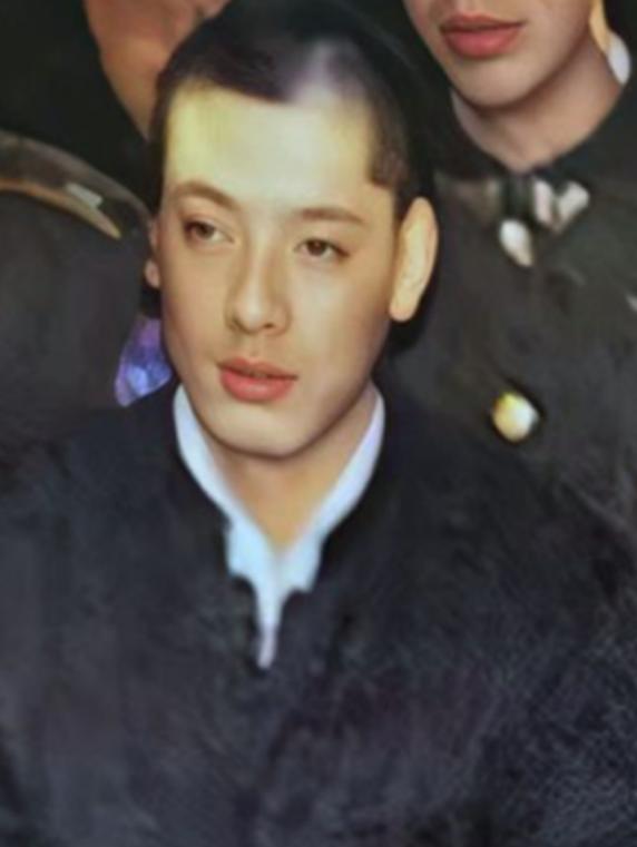 东北讷河地窖藏尸案,地窖藏尸42人