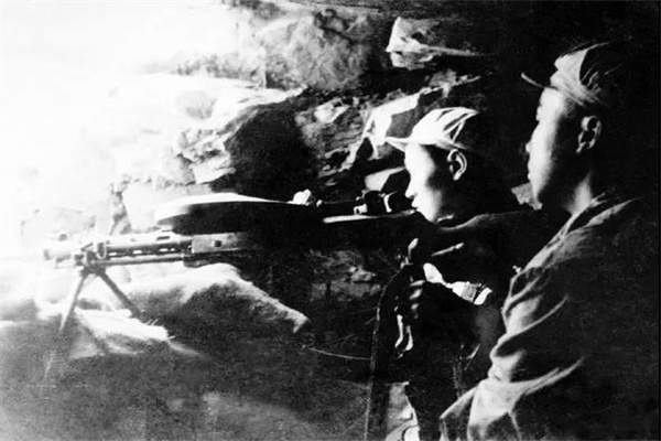 德国人评价志愿军创造了奇迹，让人更加佩服毛主席和最可爱的人