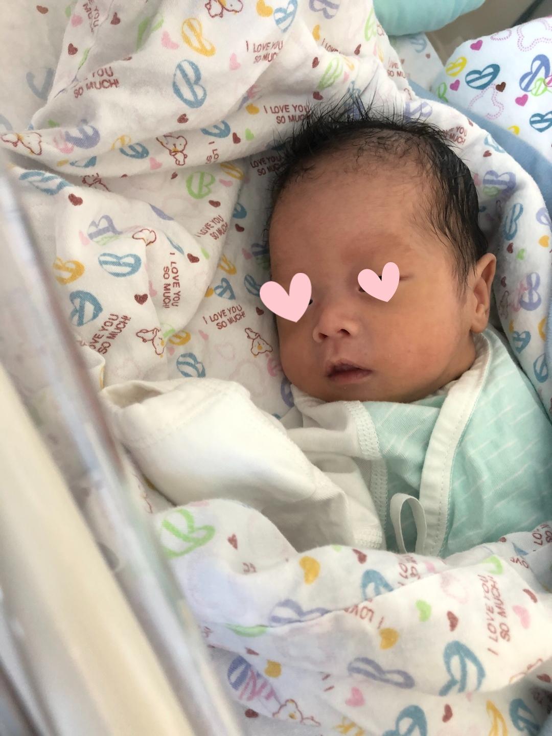 双胞胎娩出时间差,双胞胎生出来体重差多少正常