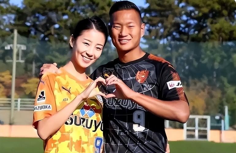 郑大世世界杯哭泣原因,郑大世世界杯完整版