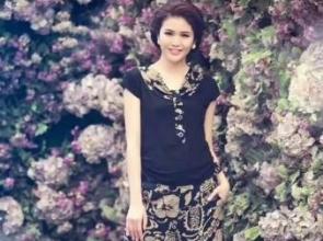 二十几岁姑娘当老年服装模特,29岁女孩做中老年服装模特