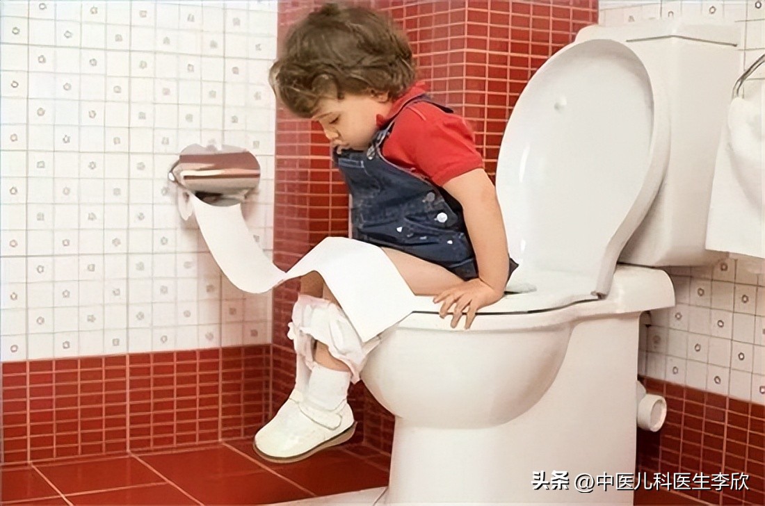 10-15岁孩子长高方法最基本动作,春季长高黄金期孩子长高必练动作