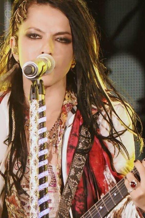 宝井秀人早年视频,宝井秀人美的雌雄难辨2020