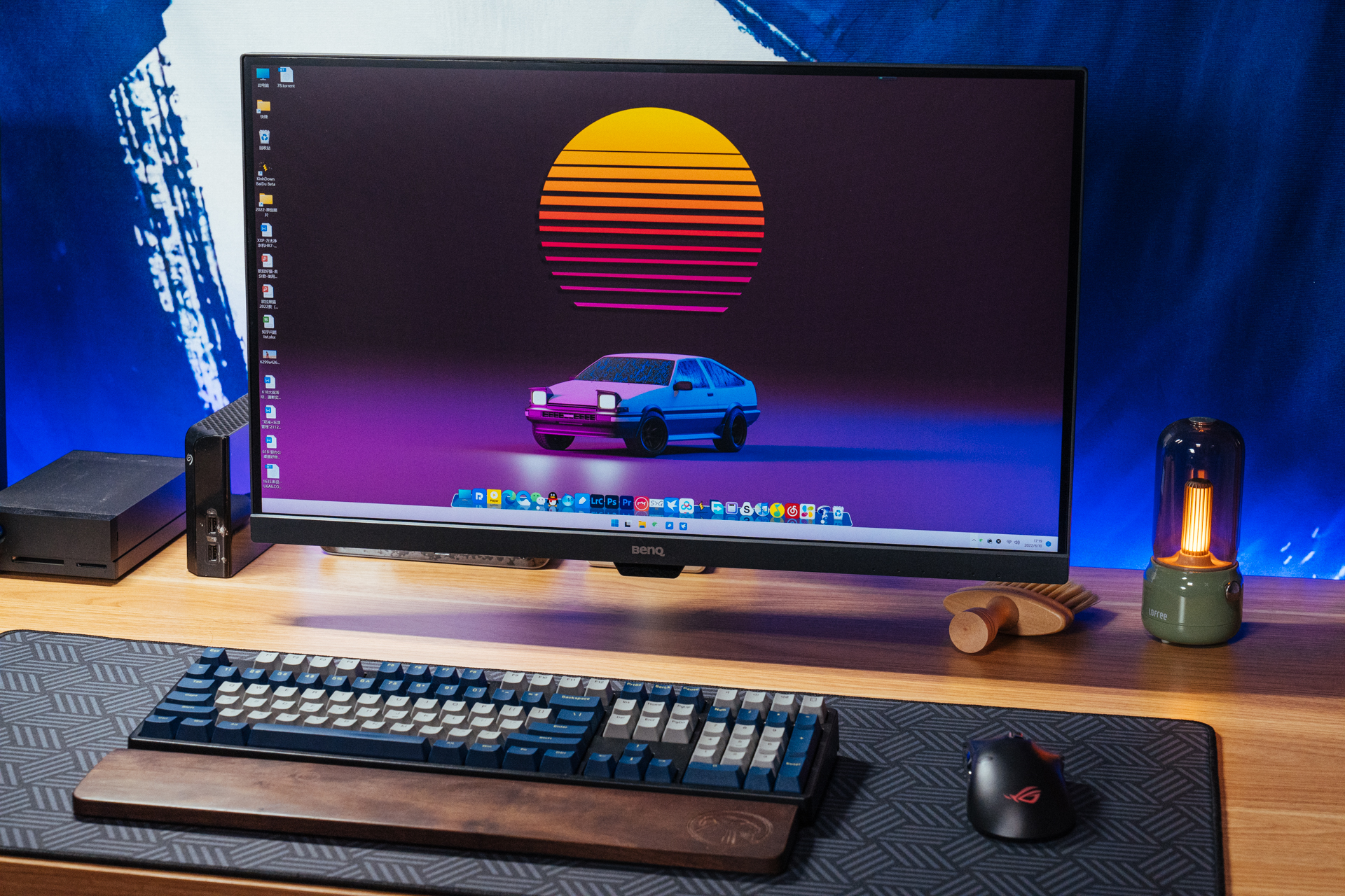 自己办公桌面布置,最简单的办公室桌面布置图