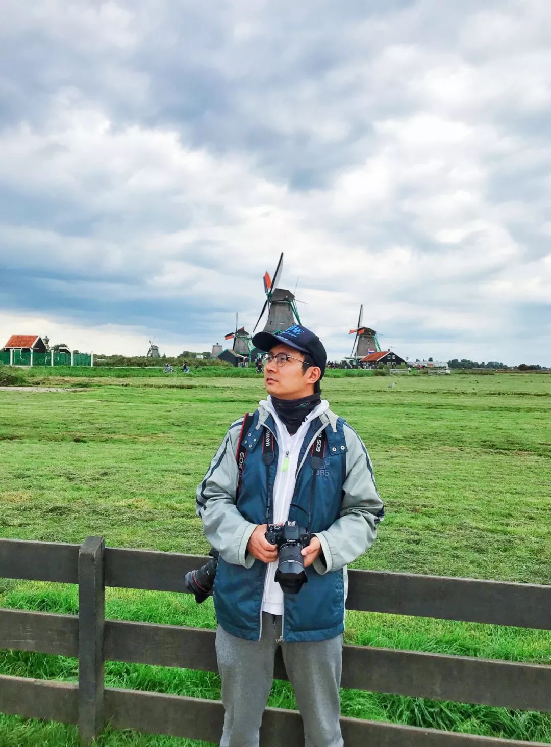 开车去欧洲第23集:在阿姆斯特丹*灯区红**,2名荷兰壮汉挑衅被我怼