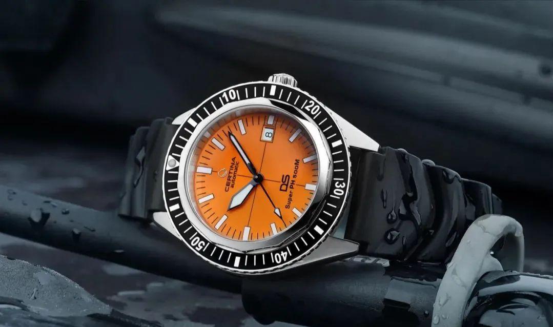 年轻人戴什么表比较合适,年轻人戴机械表还是智能表