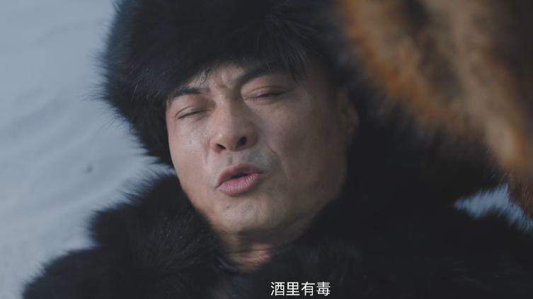 这才是刘晓庆70岁该有的样子,67岁刘晓庆穿红裙