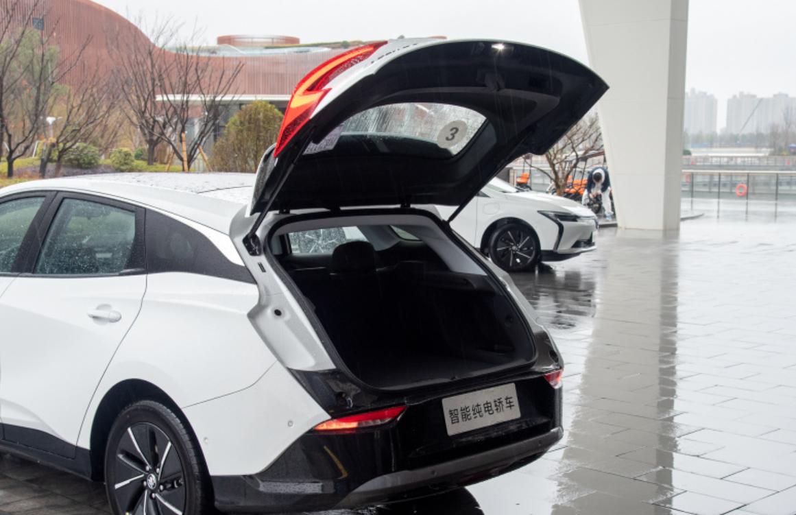 别克微蓝6电动版评测,别克微蓝6是纯电动车吗