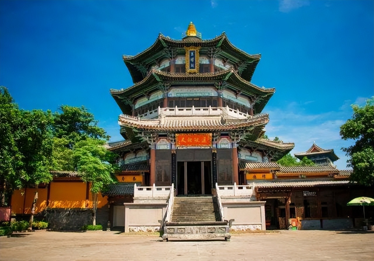 2019年，中国富二代在加拿大炫富被绑，调查发现其父亲是个道士