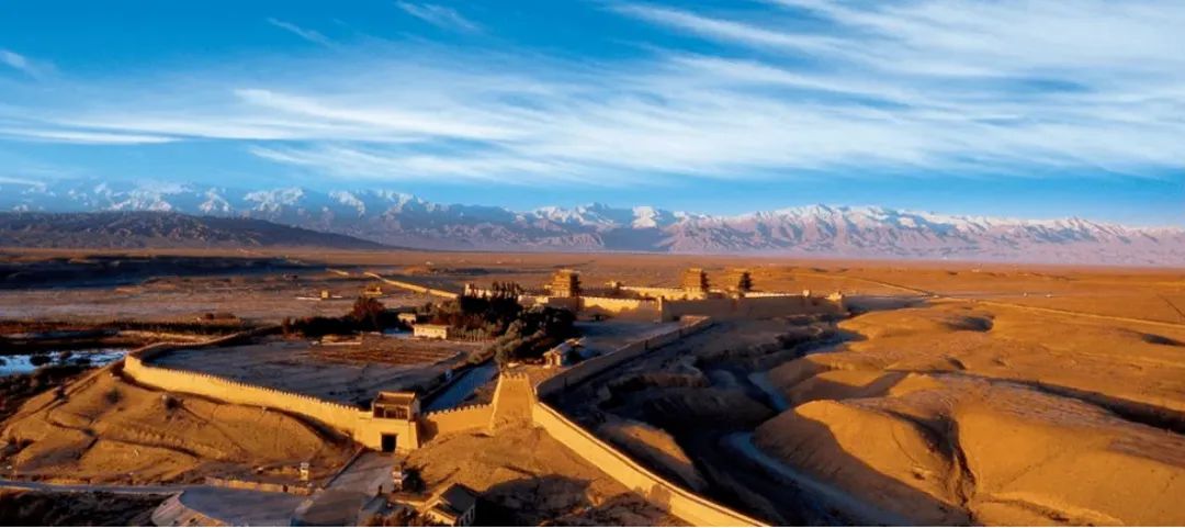 长城冬天的雪景,长城雪天