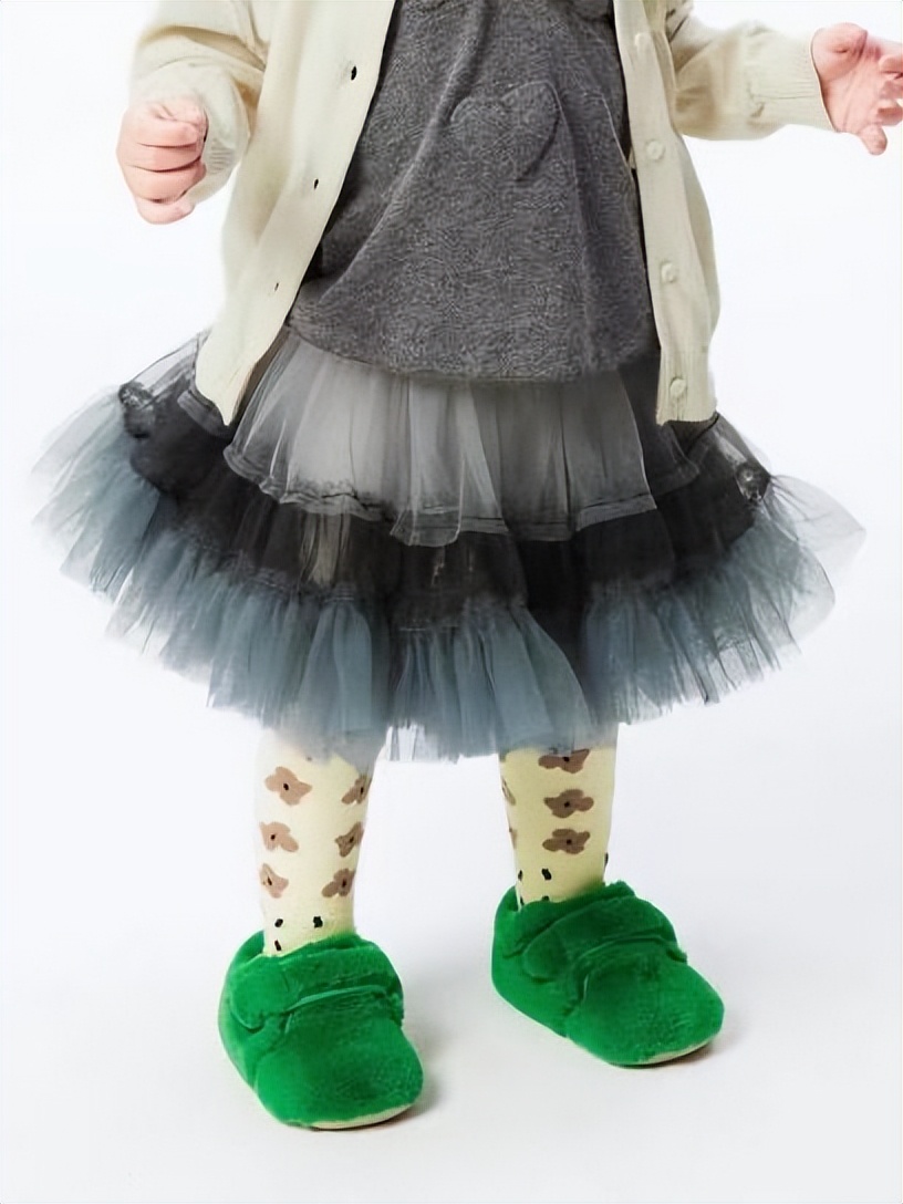 江南布衣的童装裙子,仙气飘飘的童装