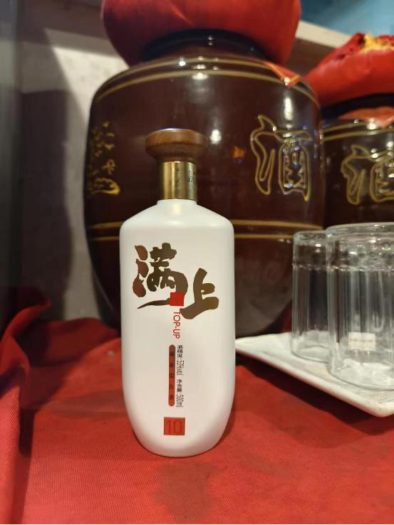 牛栏山到底是纯粮酒还是勾兑酒,牛栏山酒精勾兑酒为啥那么多人买