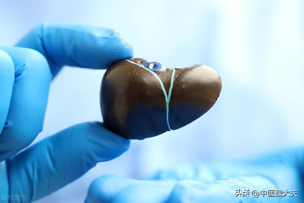 跟有乙肝的人交往危险吗,有乙肝的人会传染吗