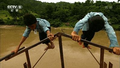 “从农村到985硕博，好不容易跻身中产，孩子却说不想上学……”