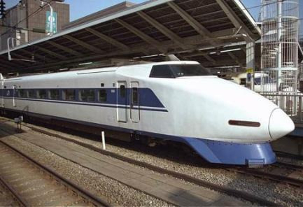 椹潵瑗夸簹瀵逛腑鍥借繚绾﹀灏戞,椹潵瑗夸簹杩濈害