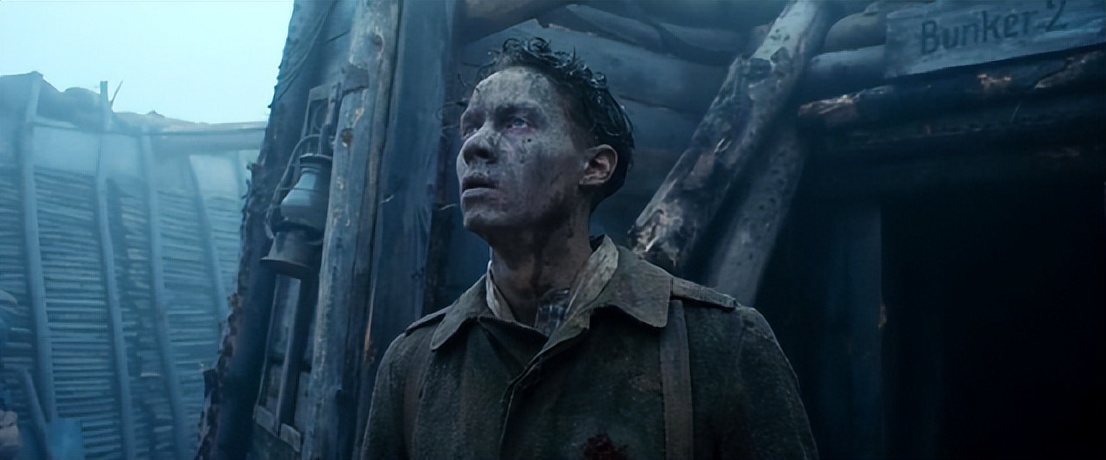 一上映就登票房榜首看完大呼过瘾,首播便拿下收视第一