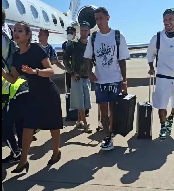 球王梅西任意球绝杀再渡封神,梅西抵京视频