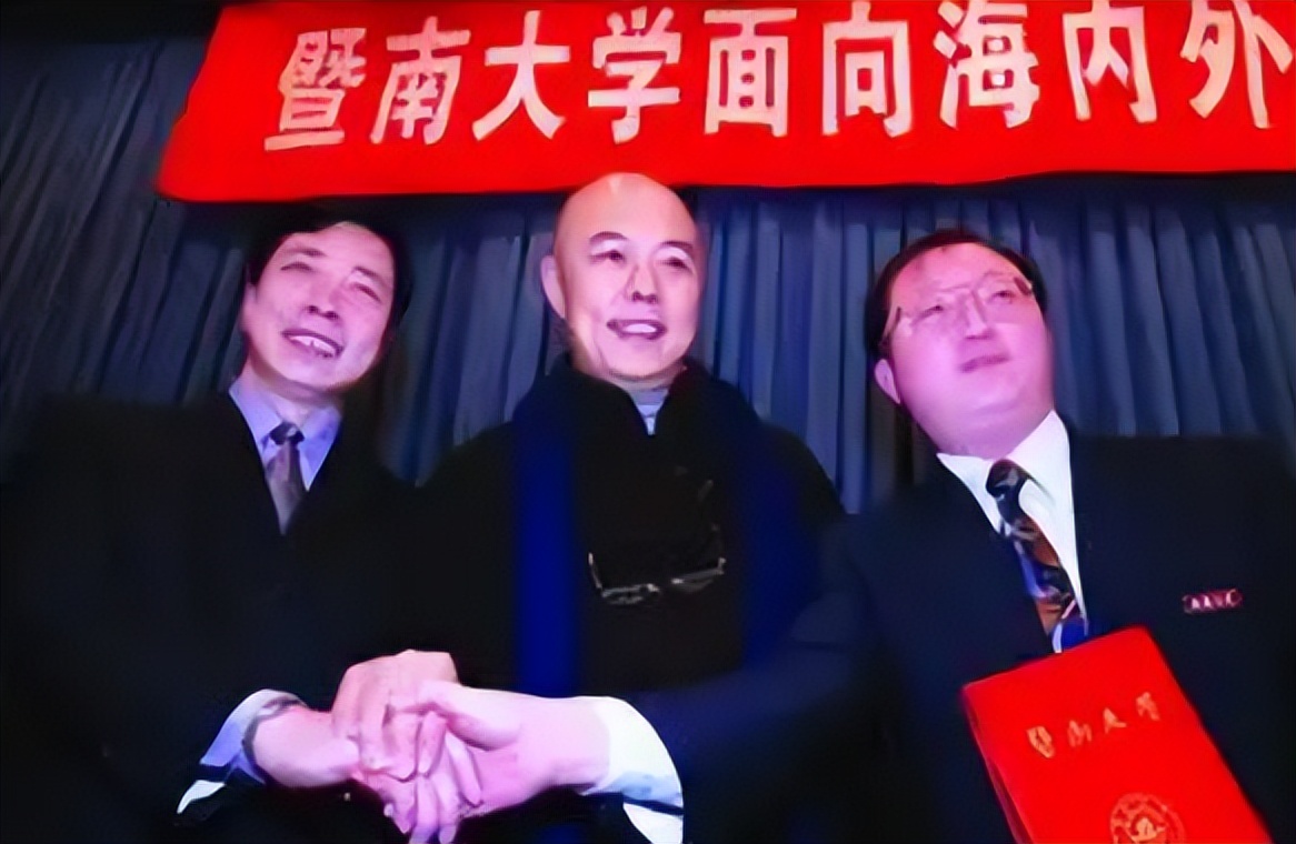 表面是明星，其实是大学老师的6位名人，个个桃李满天下