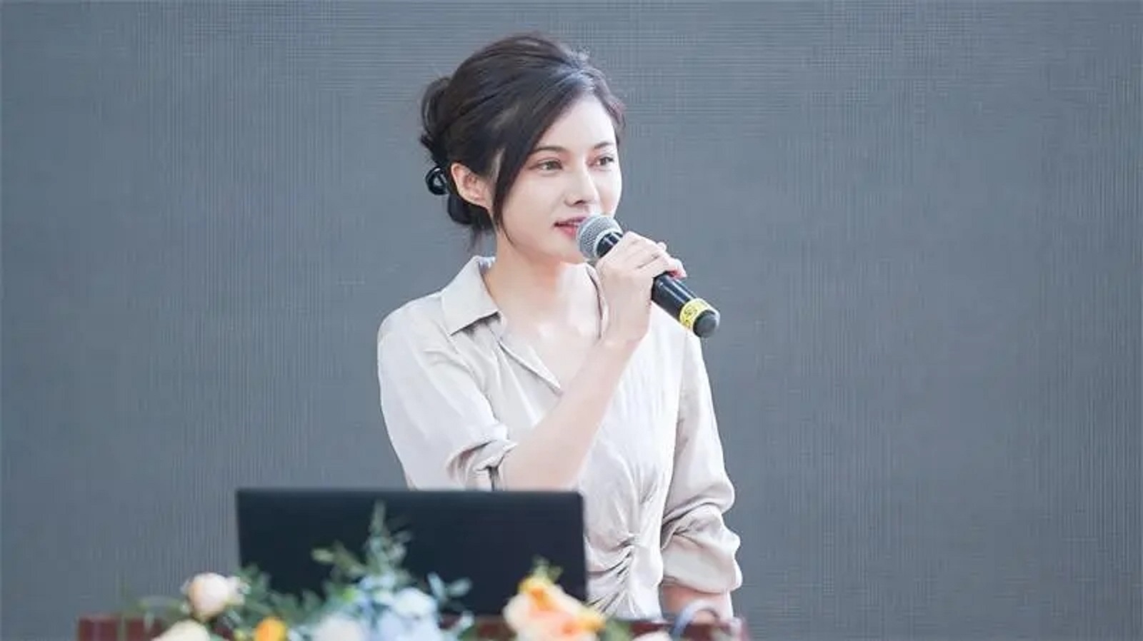 江苏常州“90后”女生：一年进账129.879亿，拟奔赴IPO敲钟