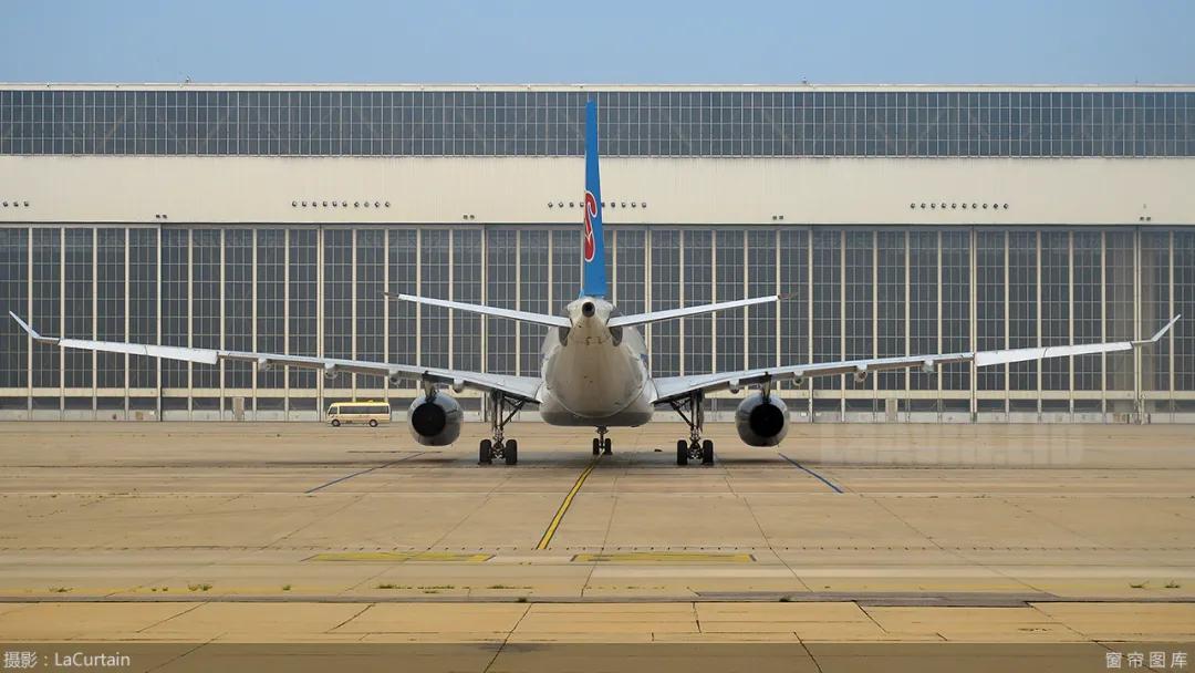 被航空公司买下的波音747,波音747被包装成豪华客机