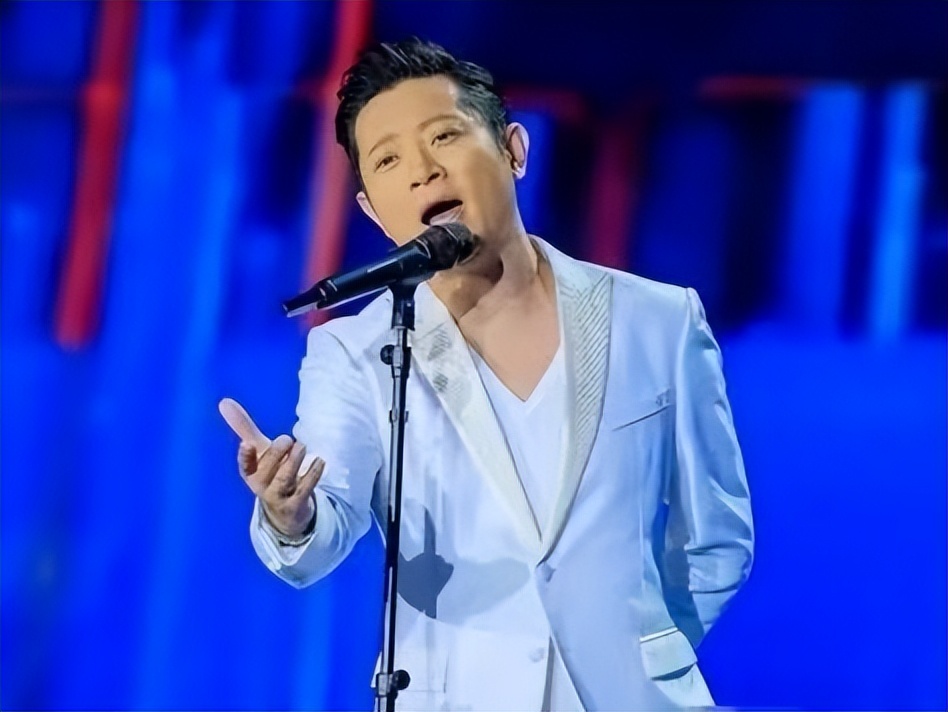 《浪姐4》热播,52岁瞿颖迅速翻红,是因为踩中了三个“*规则潜**”