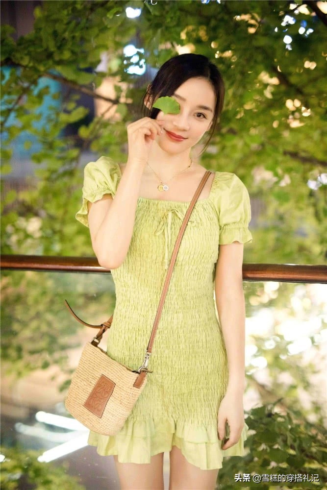 “褶皱风”是什么鬼？藏肉显瘦还时髦，怪不得明星、潮人都上头了