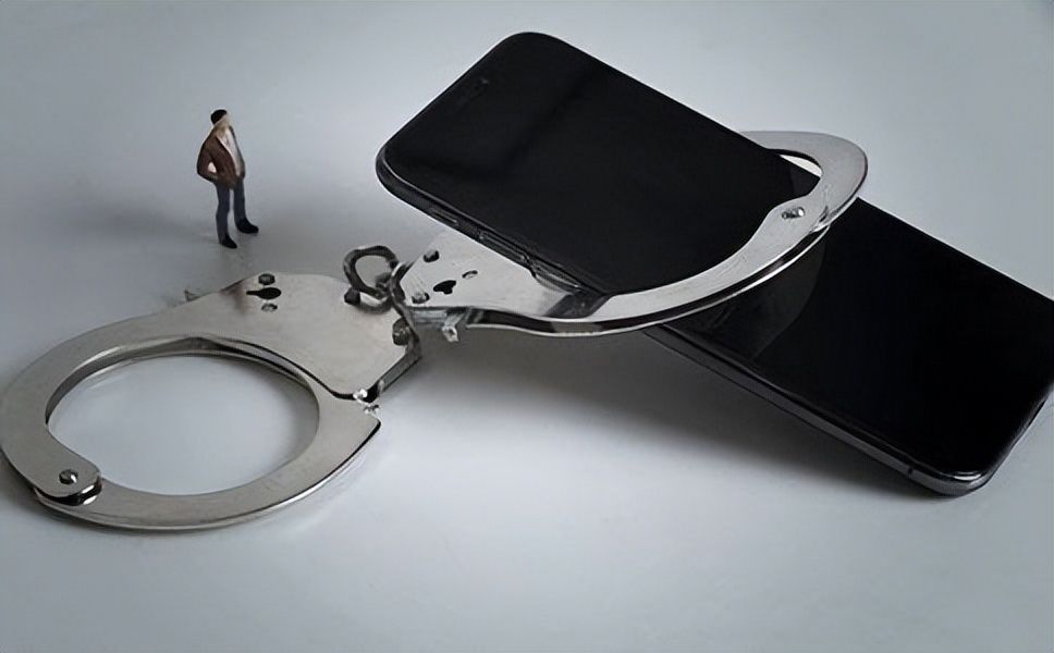 qq号被盗取再盗朋友的号犯法吗,qq号被盗判什么罪