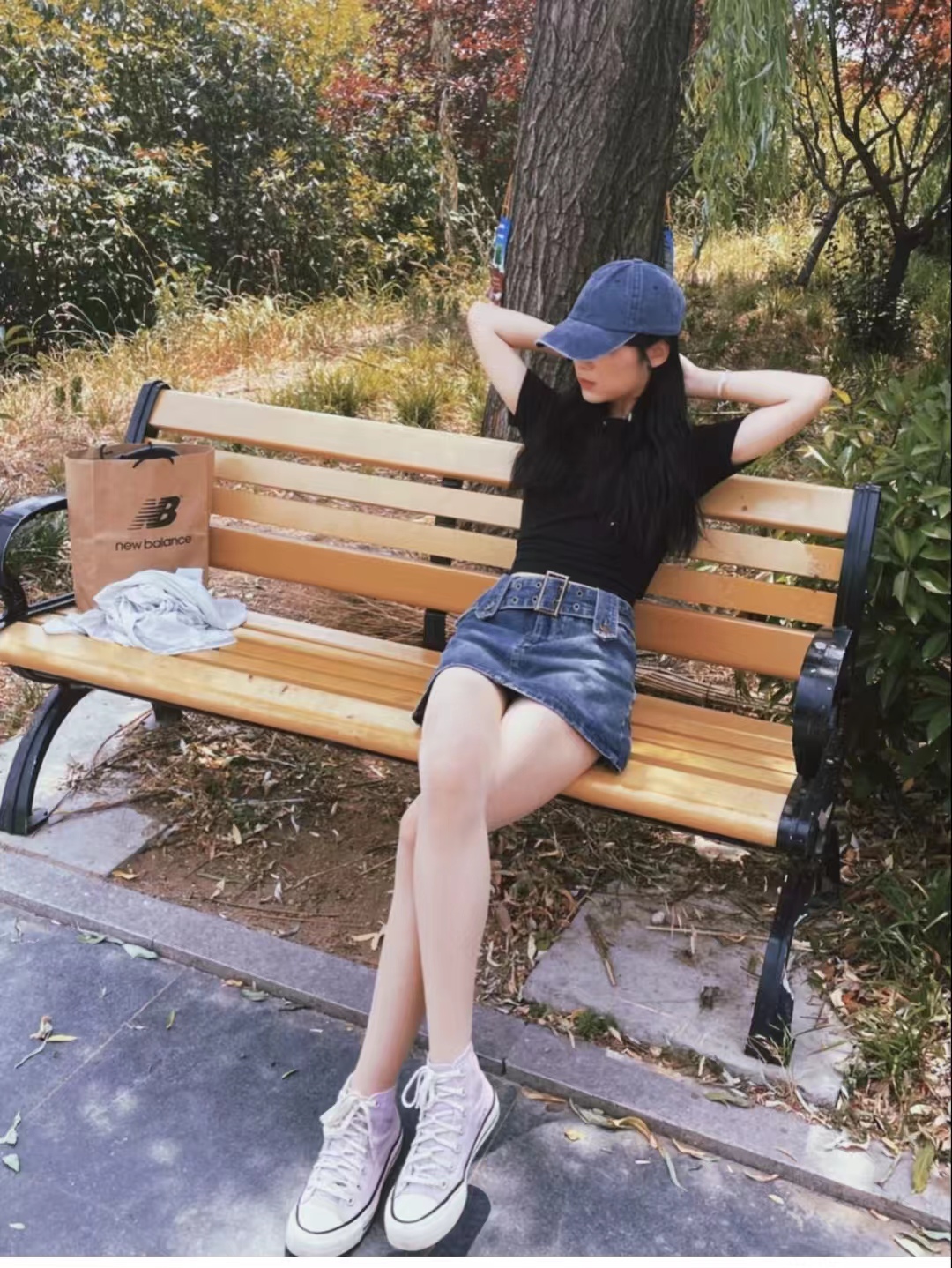 冬季包臀牛仔短裙搭配什么上衣,牛仔短裙配什么上衣比较好看女