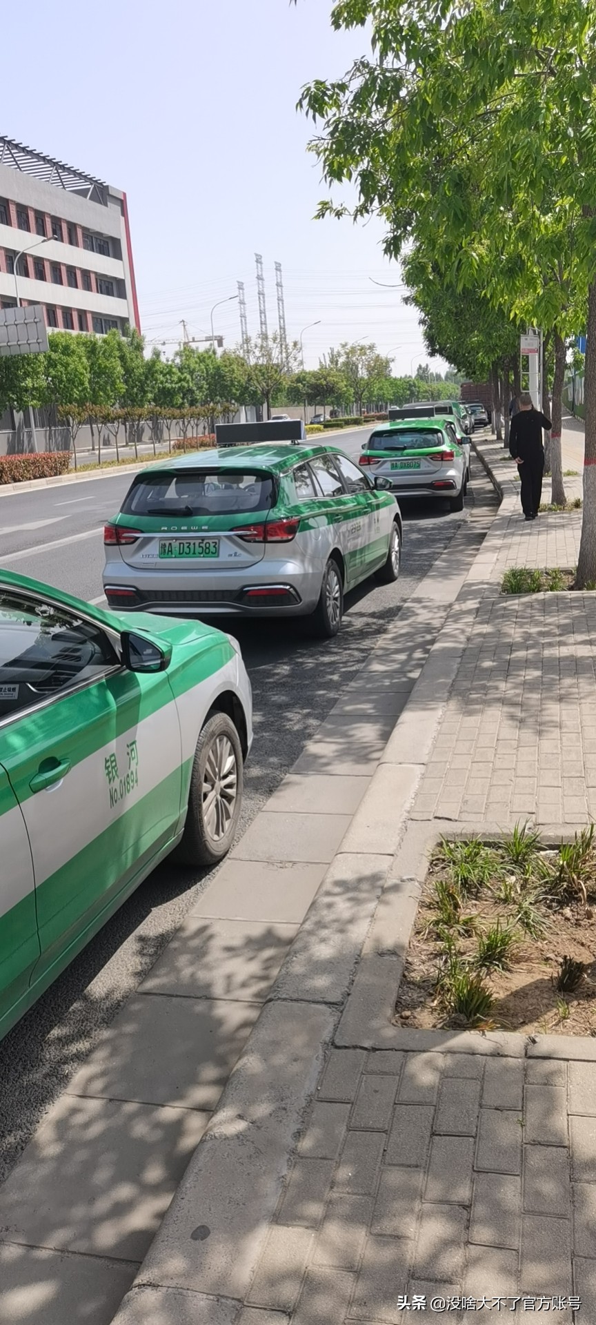 荣威ei5纯电动汽车没暖风怎么回事,荣威rx5天气太热怎么解决