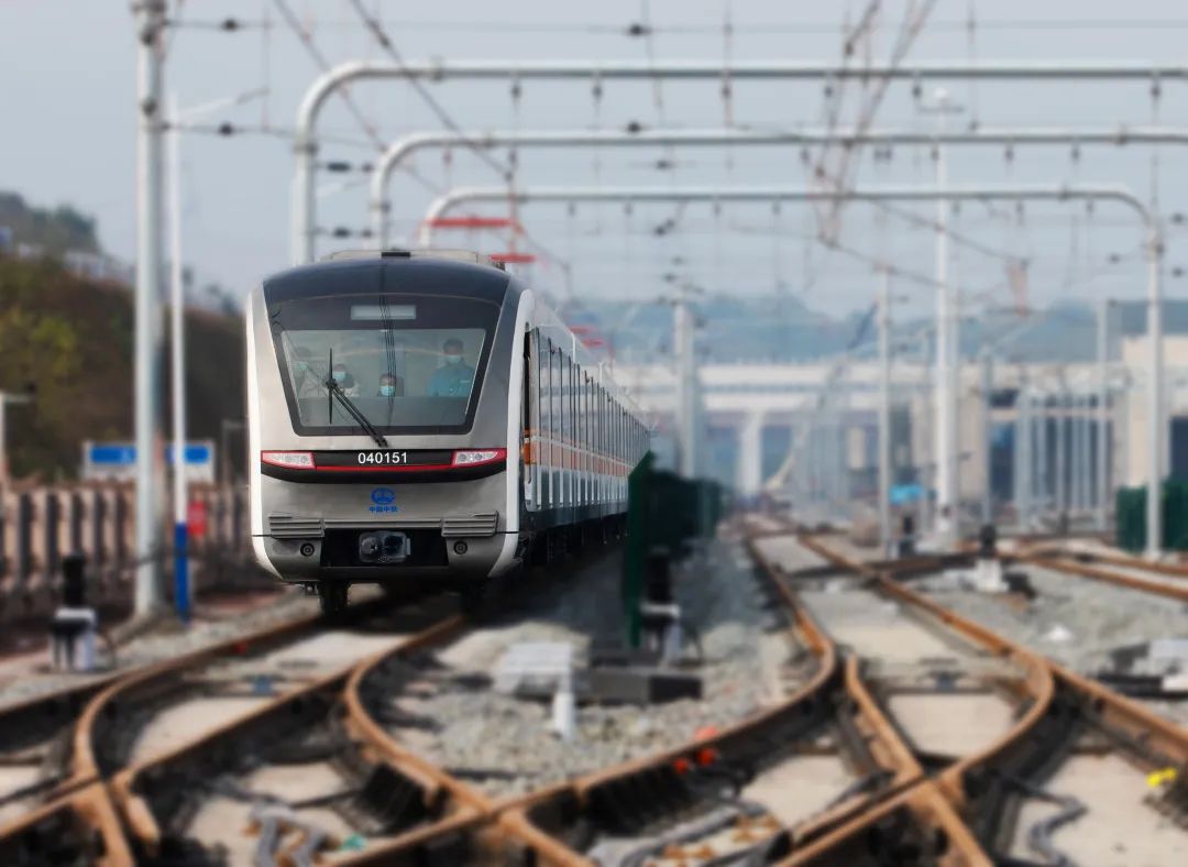 重庆10号线在南坪可以换乘3号线吗,重庆10号线如何转2号线