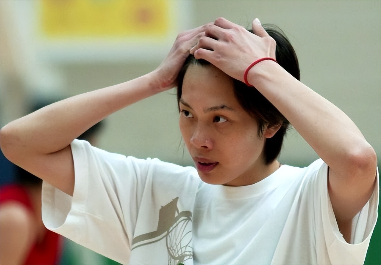 陈鹭芸结肠癌几期,中国男女篮自发为陈鹭芸募捐