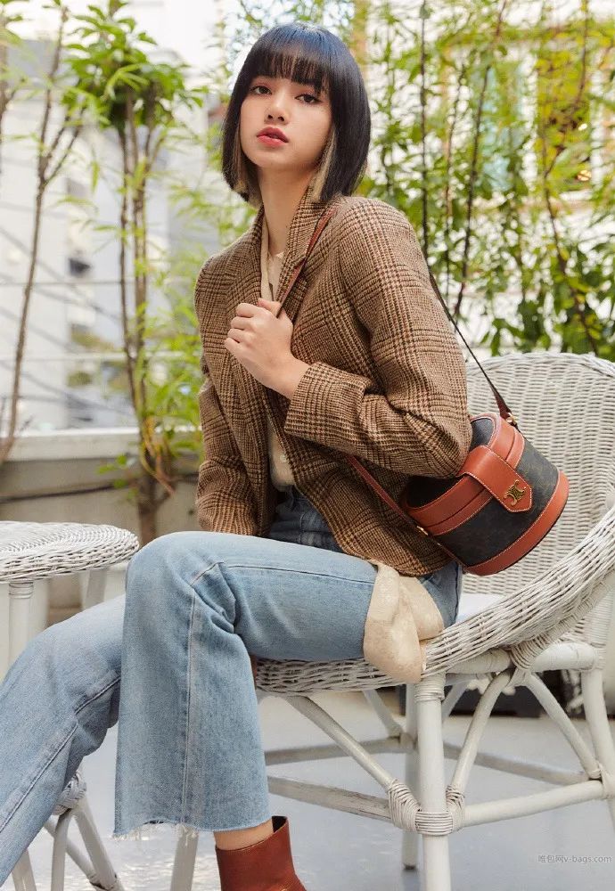 迷你时尚的小包包,适合夏天的迷你包包