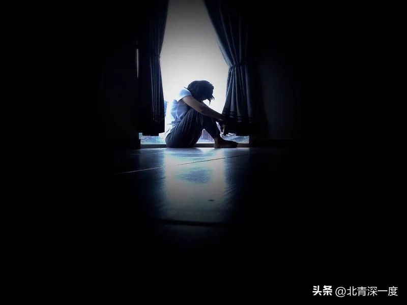 “隔空猥亵”伸向孩子:6张照片4段视频换91元,有女孩不堪威胁自杀,被抓到的嫌犯只是冰山一角