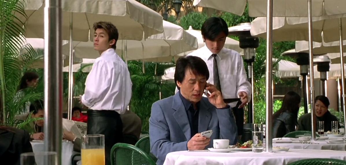 成龙的接吻戏,成龙第一次演亲吻戏