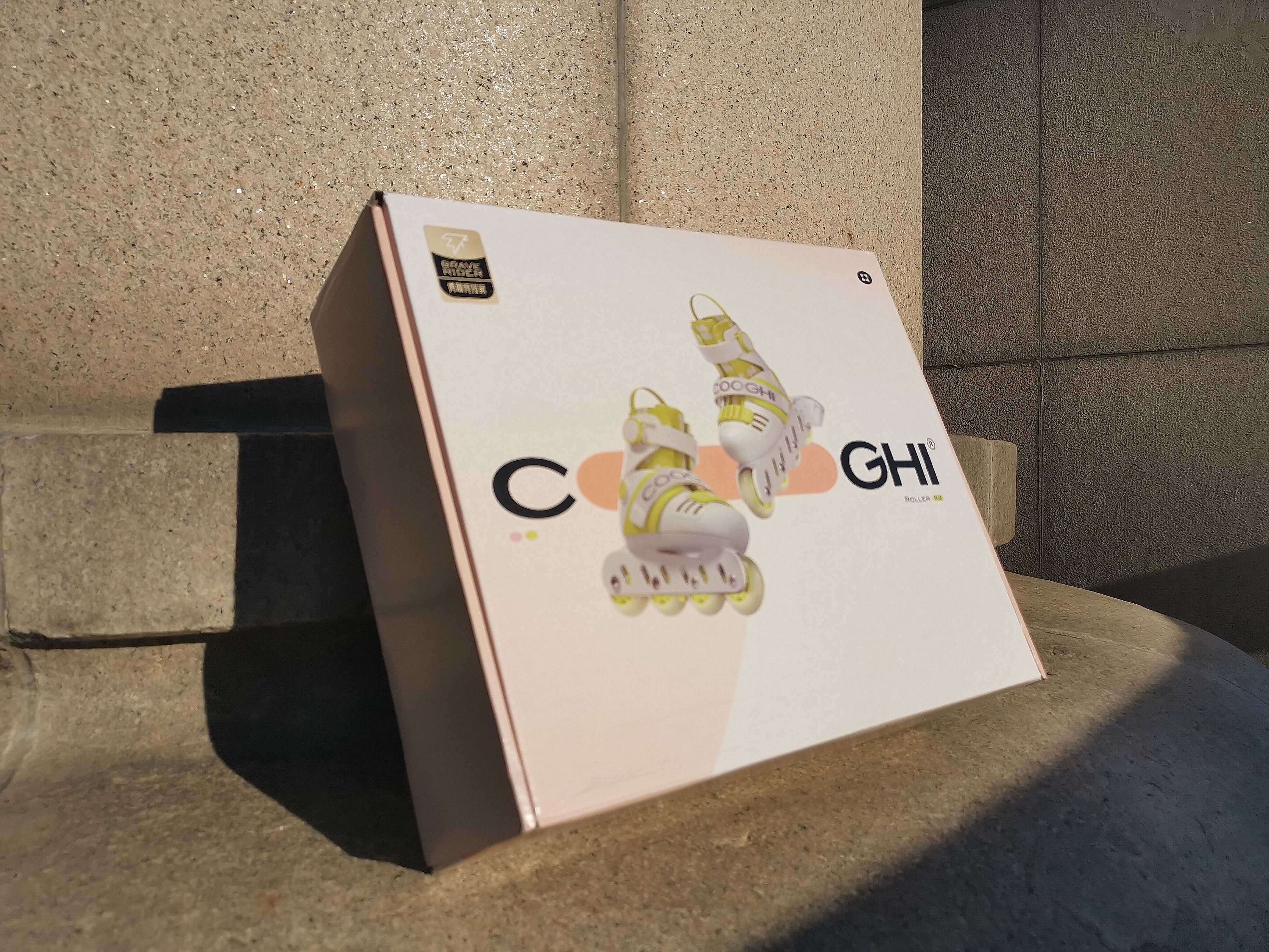 酷骑轮滑鞋r1r2,轮滑初学者适合哪种轮滑鞋