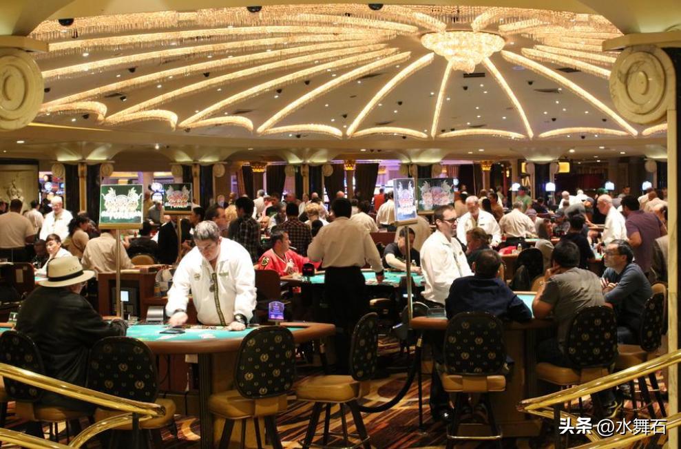 现在的张继科vs曾经的张继科,终于知道为什么16年张继科那么火