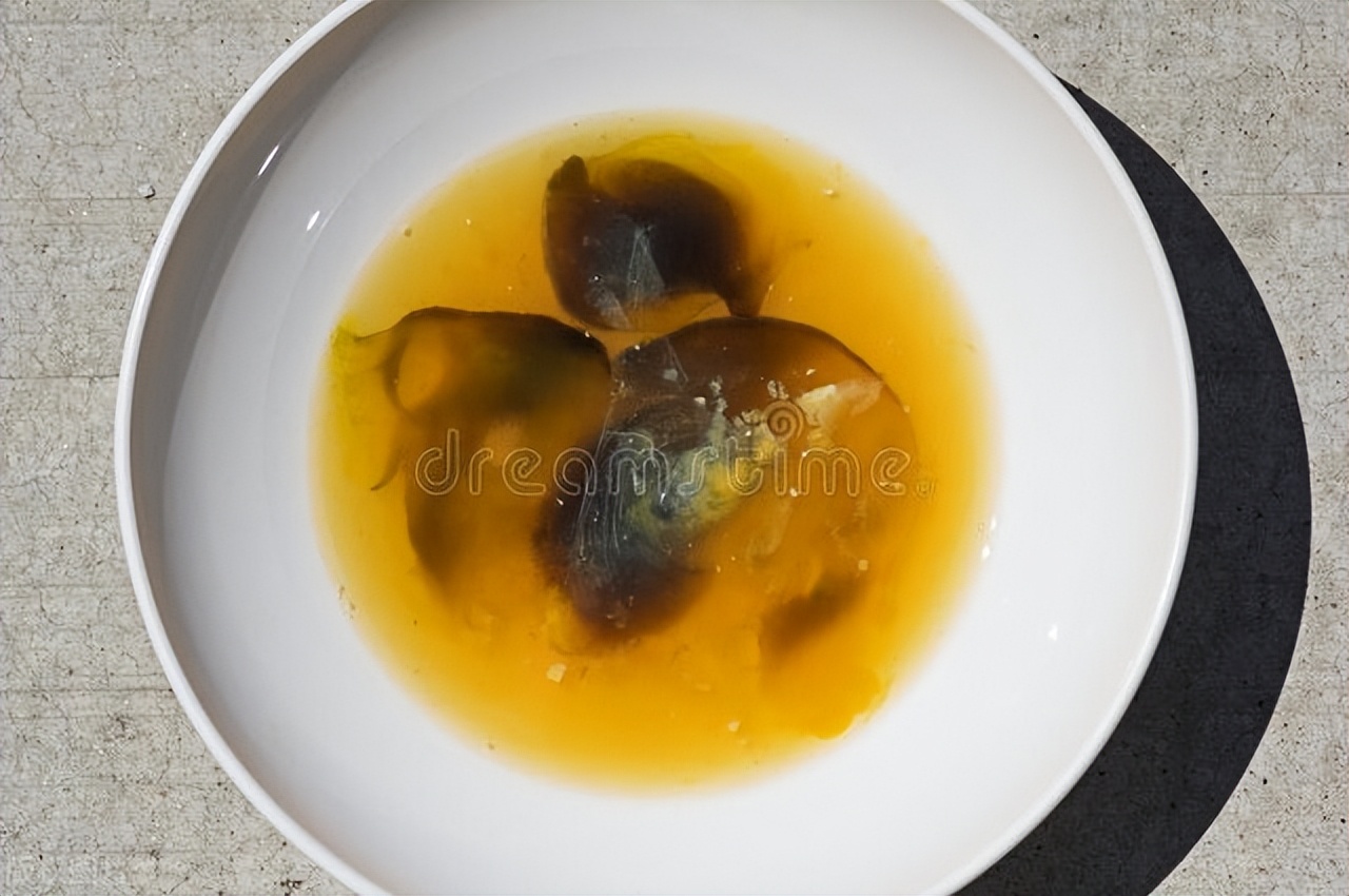 鸡蛋用什么方法存放一年不变质,怎么判断鸡蛋有没有变质