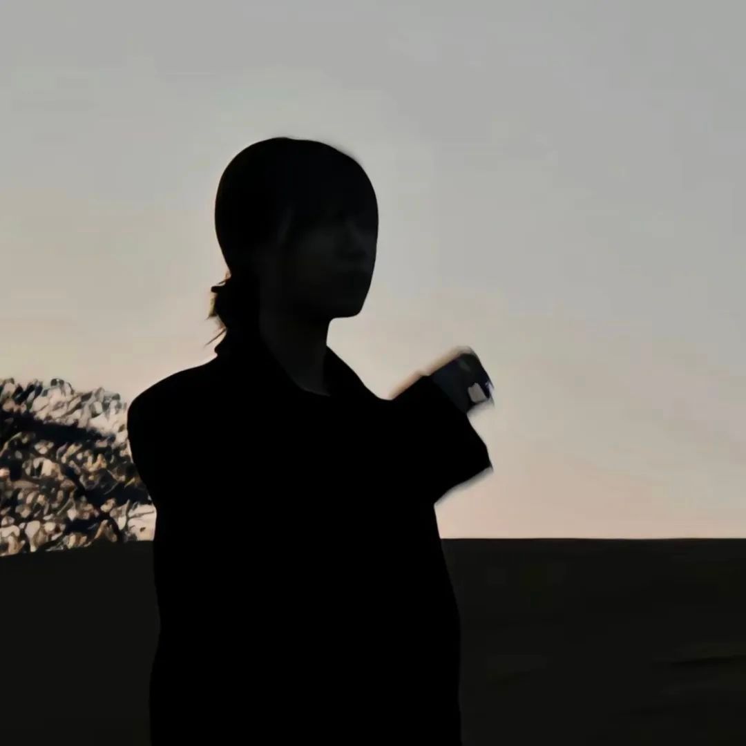 头像微信好看的,刺眼的微信头像完整版