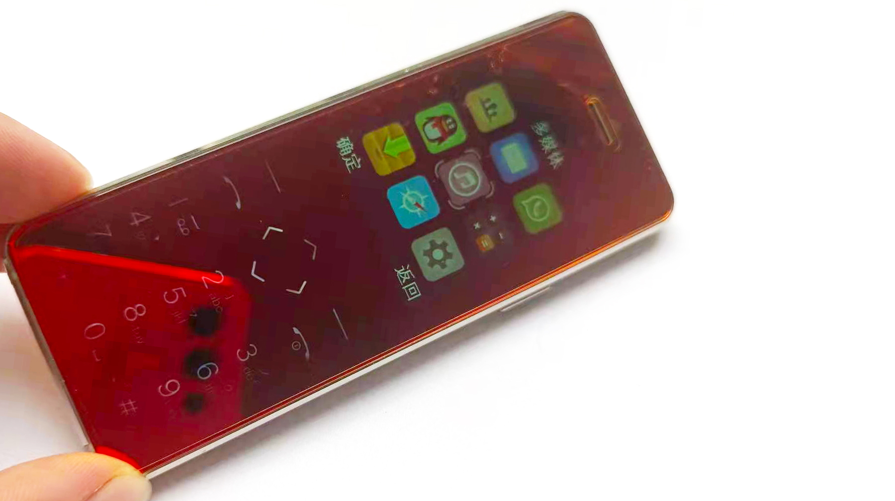 金属加全触控按键设计，这台国产小众直板机，拿在手里像一面镜子