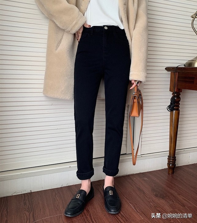 冬季黑色外穿小黑裤显腿瘦,冬天显瘦秘笈光腿神器加绒牛仔裤