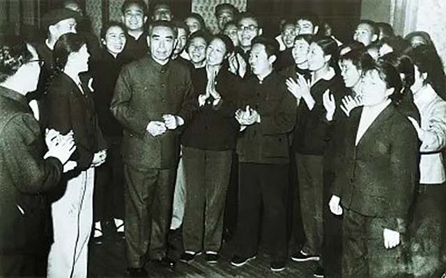 毛*东泽**如何评价周恩来、*少奇刘**、*德朱**、*小平邓**、*云陈**、瞿秋白？