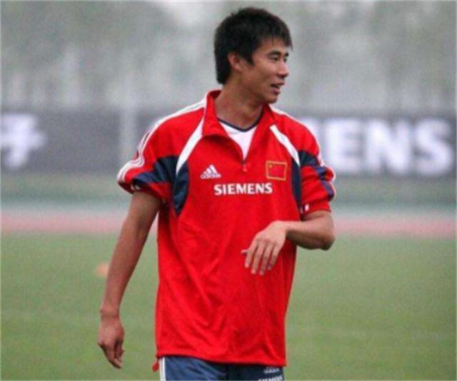 董方卓陨落的天才,天才球员董方卓的残酷答案